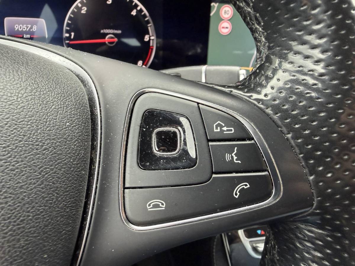 Mercedes-Benz E-Klasse Mercedes-Benz E-klasse 220 d Lease Edition | Camera | Head-Up | Widescreen | Sfeerverlichting | Navigatie |