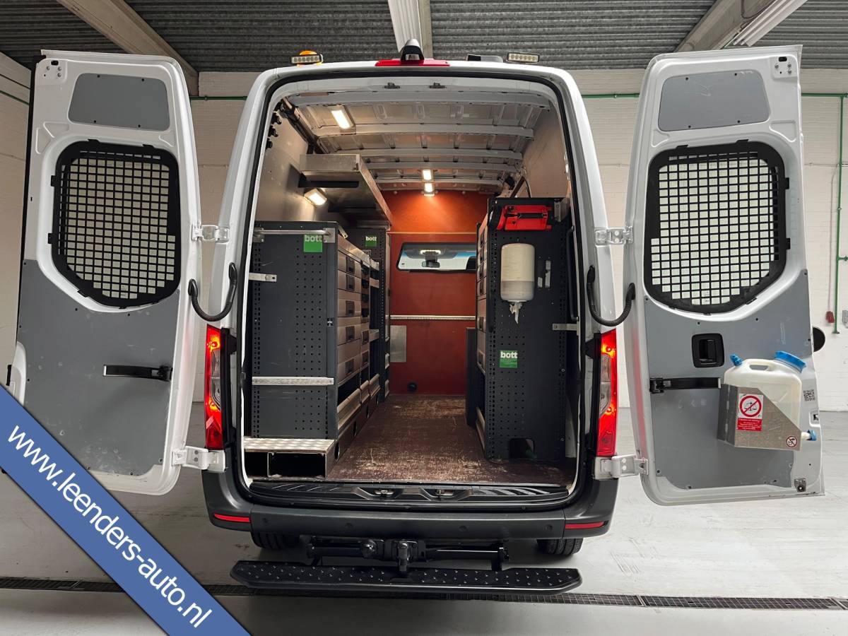 Mercedes-Benz Sprinter Mercedes-Benz Sprinter Automaat Servicewagen 314 2.2 CDI 140PK L2H2 euro6 BOTT, Victron V230, Standkachel Trekhaak RIJKLAARPRIJS