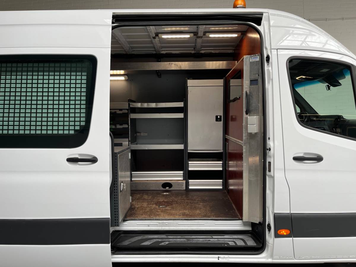 Mercedes-Benz Sprinter Mercedes-Benz Sprinter Automaat Servicewagen 314 2.2 CDI 140PK L2H2 euro6 BOTT, Victron V230, Standkachel Trekhaak RIJKLAARPRIJS