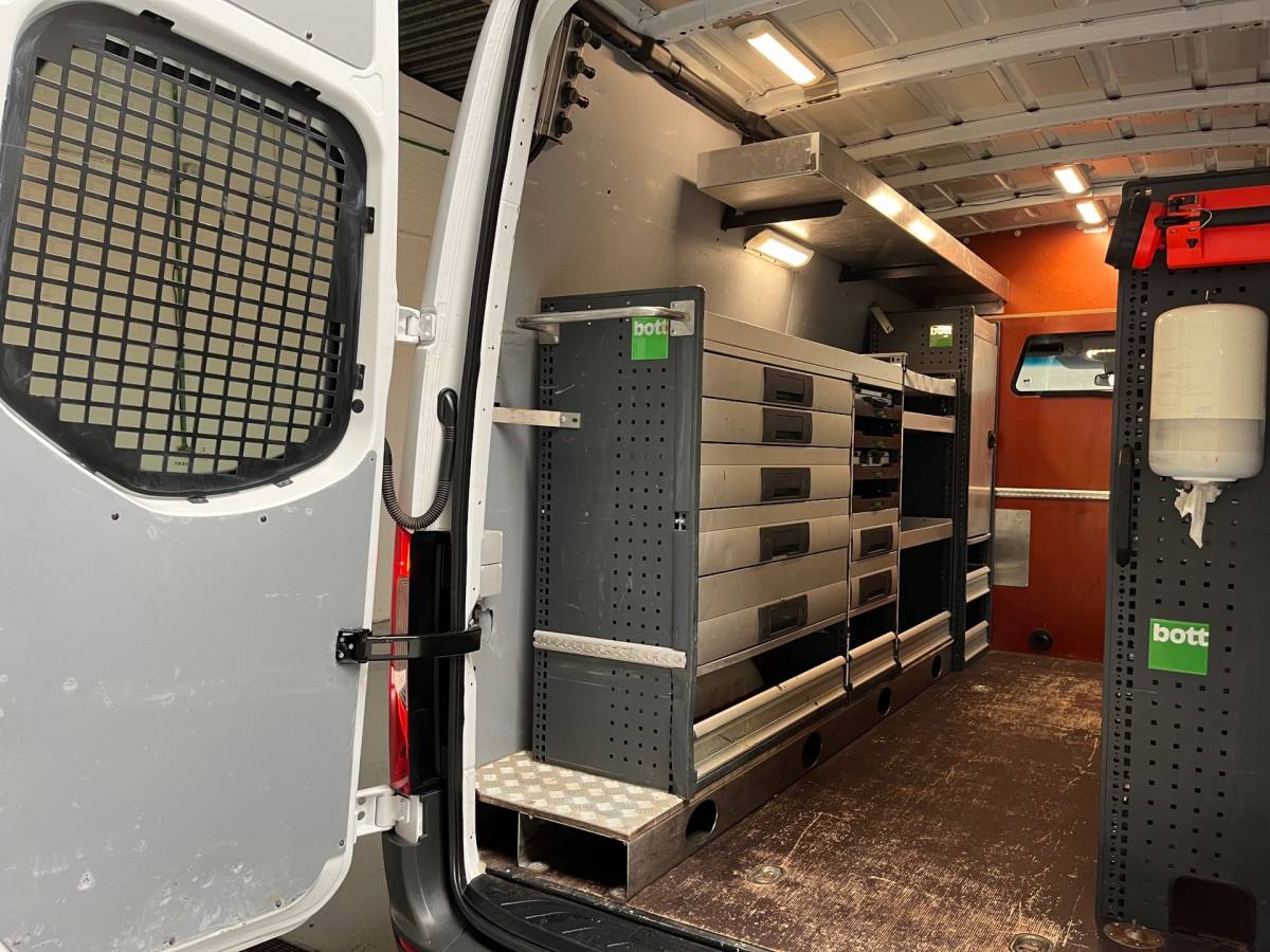 Mercedes-Benz Sprinter Mercedes-Benz Sprinter Automaat Servicewagen 314 2.2 CDI 140PK L2H2 euro6 BOTT, Victron V230, Standkachel Trekhaak RIJKLAARPRIJS
