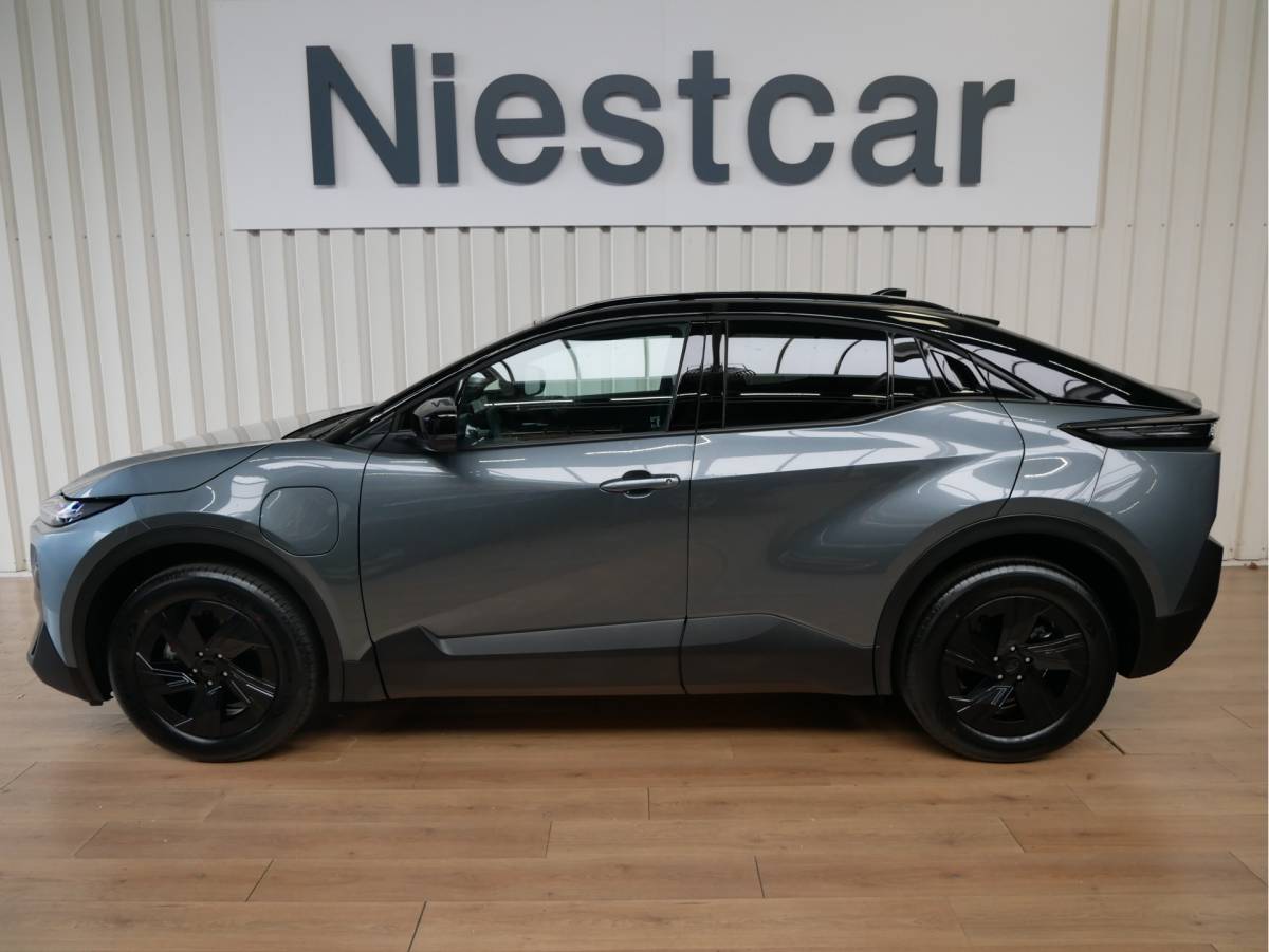 Subaru Uncharted Subaru Uncharted 2E-xcite+ 77 kWh 2-Tone Demo
