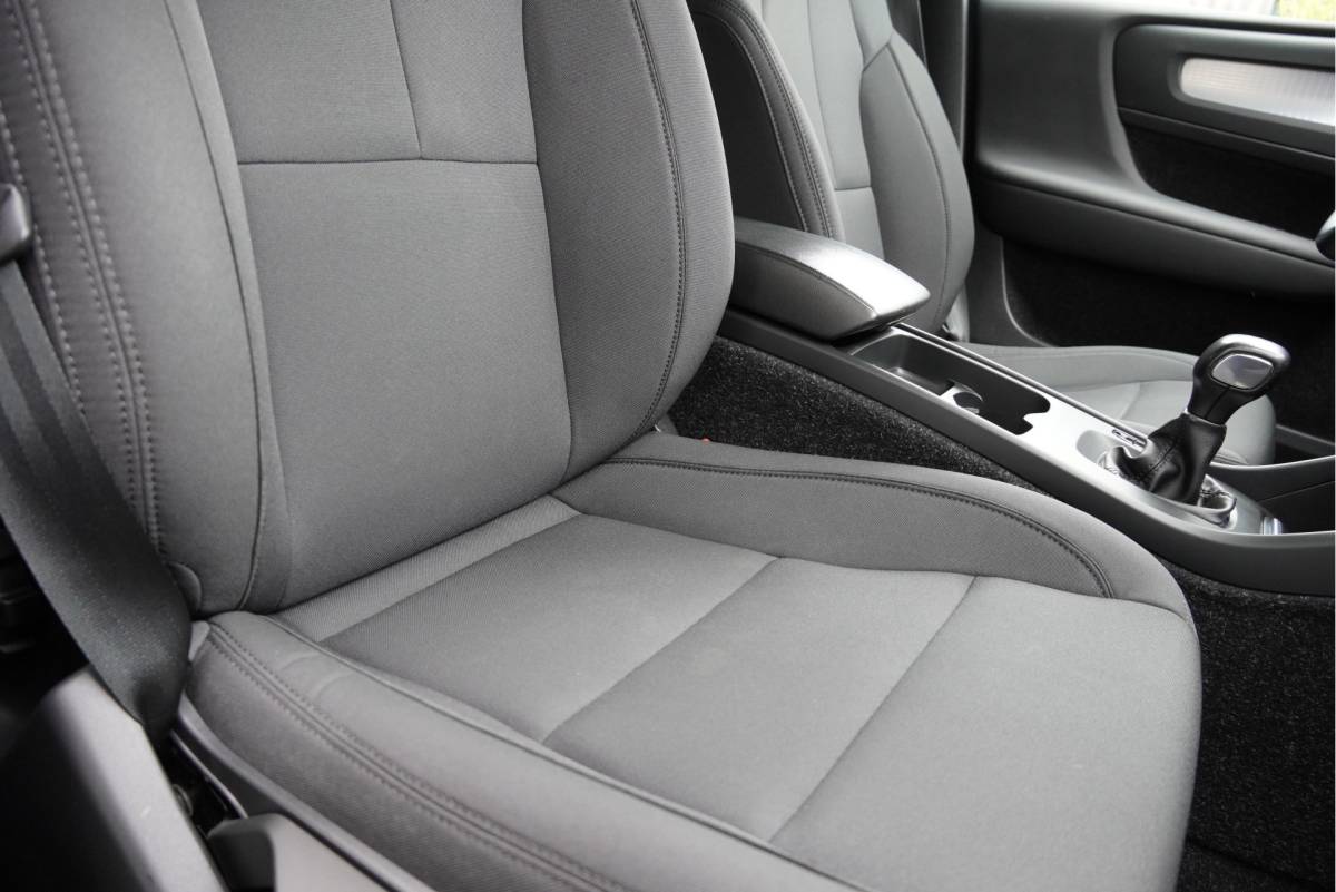 Volvo XC40 Volvo XC40 1.5 T2 Momentum BJ2021 Lmv 19″ | Led V+A | Pdc | App-Connect | Navi | Virtual cockpit | Climate control | Cruise control | Extra getint glas