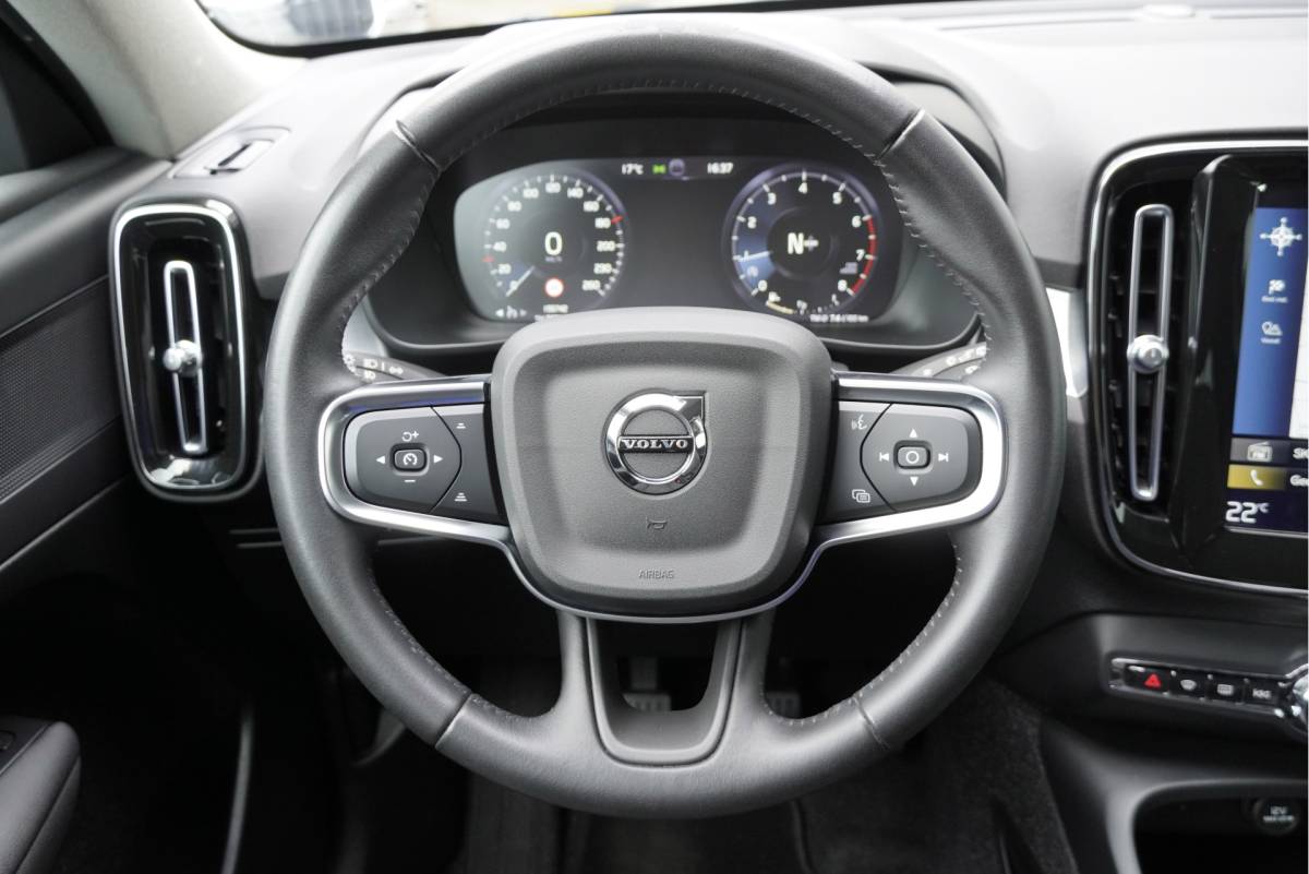 Volvo XC40 Volvo XC40 1.5 T2 Momentum BJ2021 Lmv 19″ | Led V+A | Pdc | App-Connect | Navi | Virtual cockpit | Climate control | Cruise control | Extra getint glas