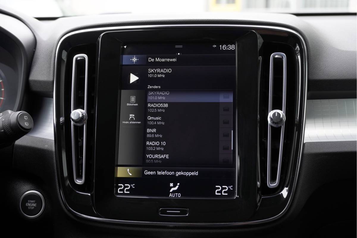 Volvo XC40 Volvo XC40 1.5 T2 Momentum BJ2021 Lmv 19″ | Led V+A | Pdc | App-Connect | Navi | Virtual cockpit | Climate control | Cruise control | Extra getint glas