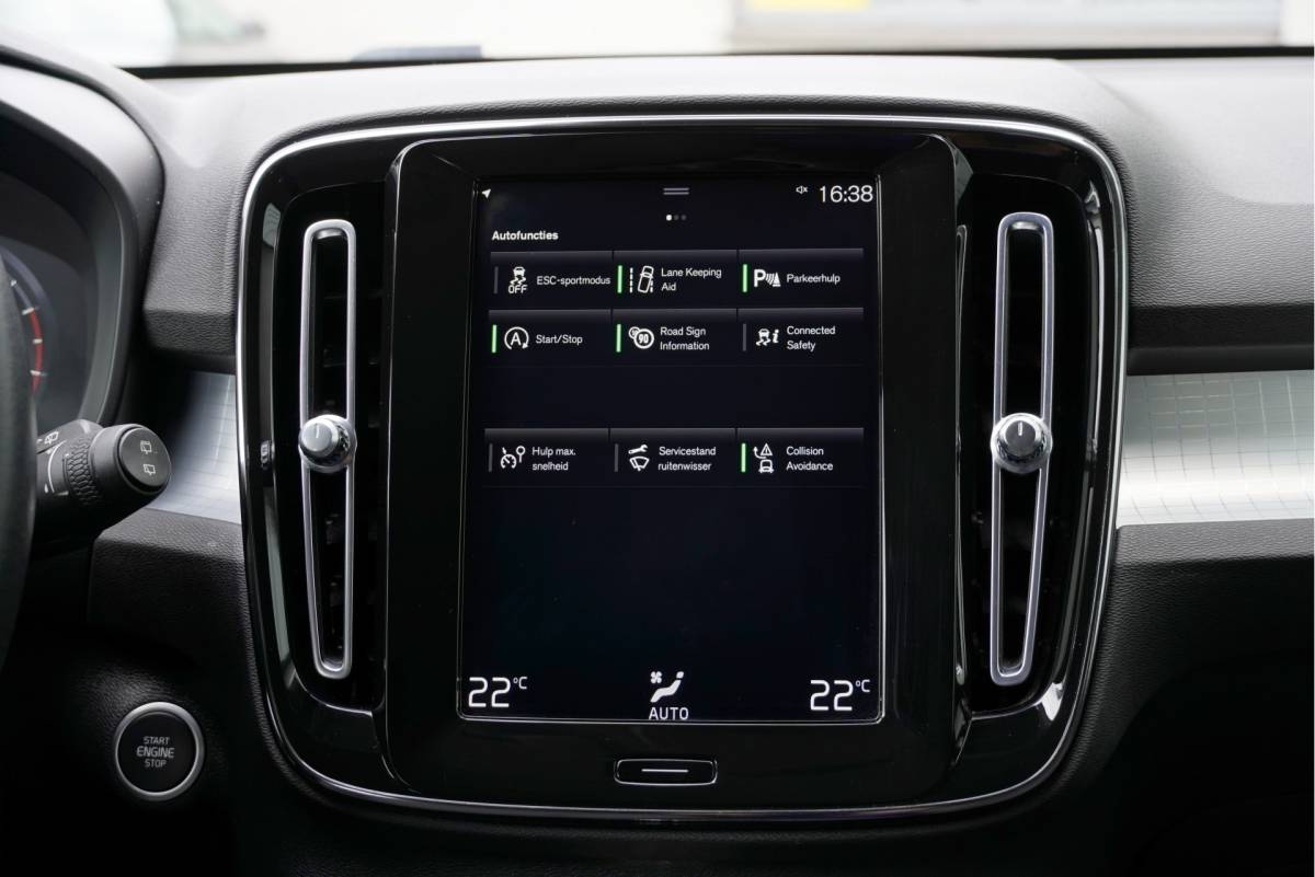 Volvo XC40 Volvo XC40 1.5 T2 Momentum BJ2021 Lmv 19″ | Led V+A | Pdc | App-Connect | Navi | Virtual cockpit | Climate control | Cruise control | Extra getint glas