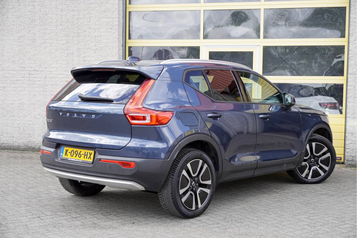 Volvo XC40 Volvo XC40 1.5 T2 Momentum BJ2021 Lmv 19″ | Led V+A | Pdc | App-Connect | Navi | Virtual cockpit | Climate control | Cruise control | Extra getint glas