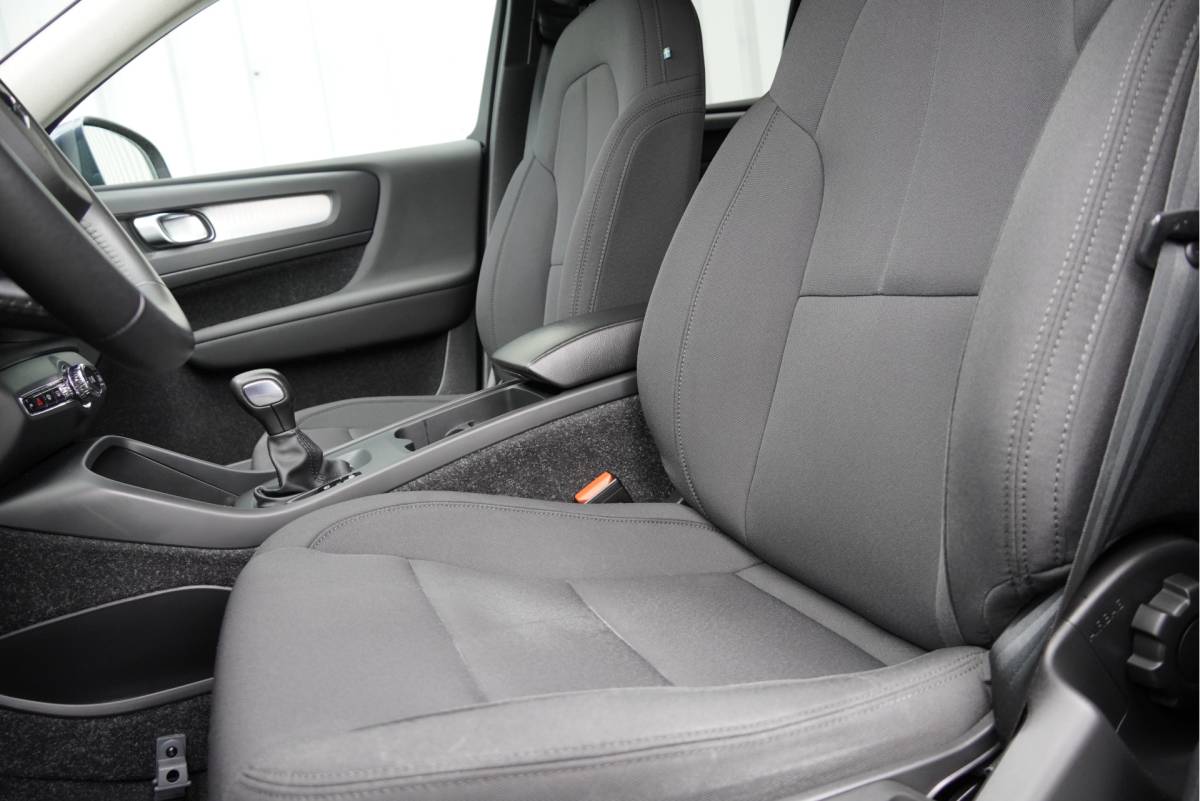 Volvo XC40 Volvo XC40 1.5 T2 Momentum BJ2021 Lmv 19″ | Led V+A | Pdc | App-Connect | Navi | Virtual cockpit | Climate control | Cruise control | Extra getint glas