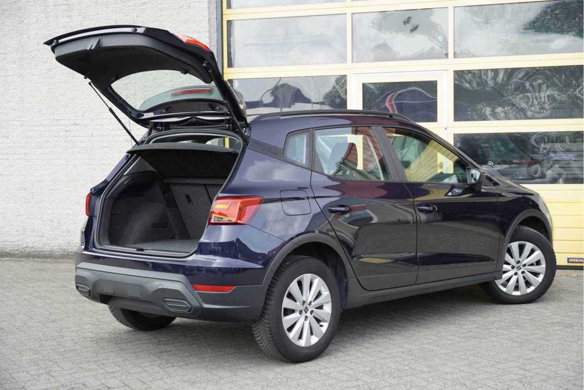 SEAT Arona SEAT Arona 1.0 TSI Style BJ2022 Lmv 16″ | Led | Pdc | App-Connect | Climate control | Cruise control | Getint glas