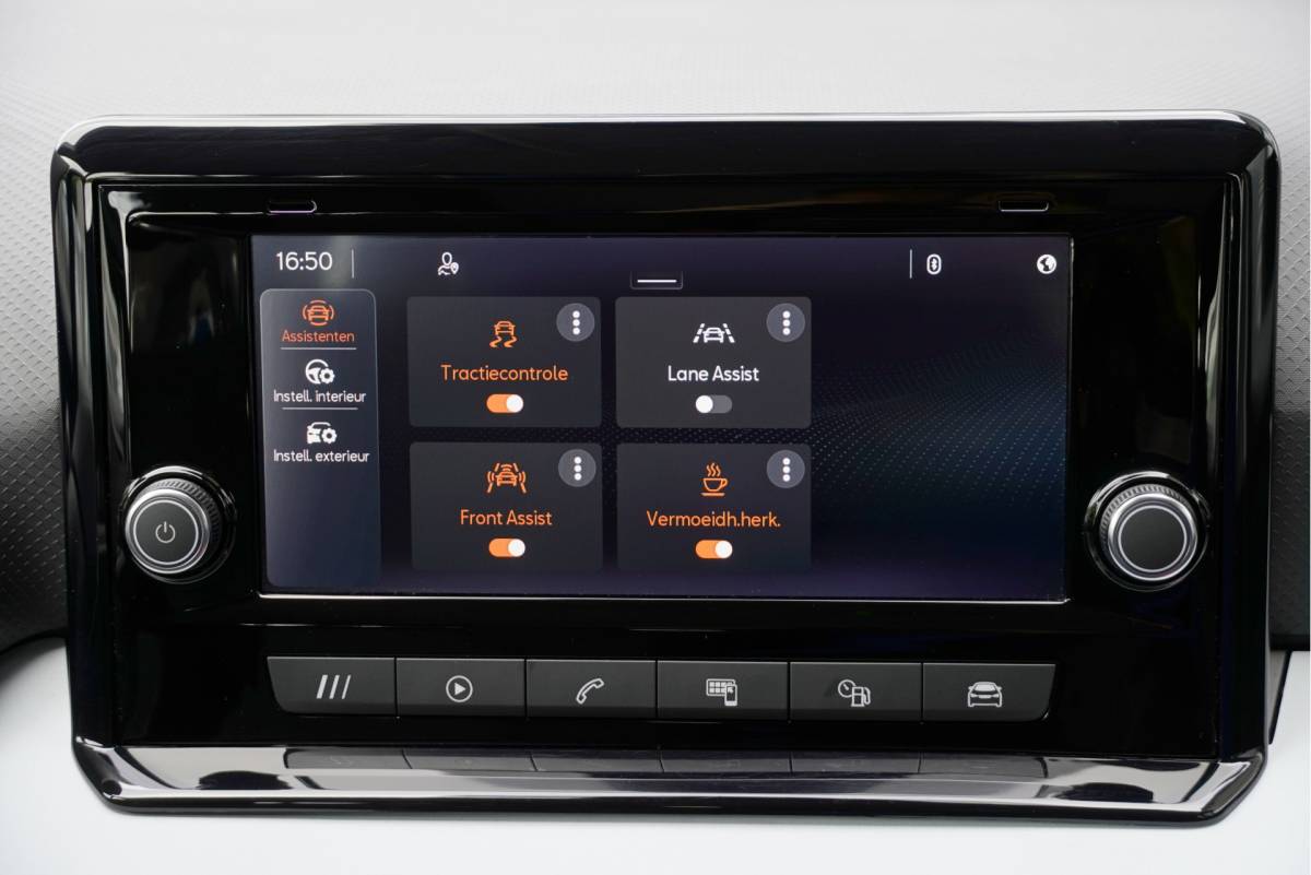 SEAT Arona SEAT Arona 1.0 TSI Style BJ2022 Lmv 16″ | Led | Pdc | App-Connect | Climate control | Cruise control | Getint glas