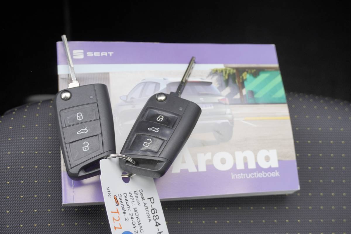 SEAT Arona SEAT Arona 1.0 TSI Style BJ2022 Lmv 16″ | Led | Pdc | App-Connect | Climate control | Cruise control | Getint glas