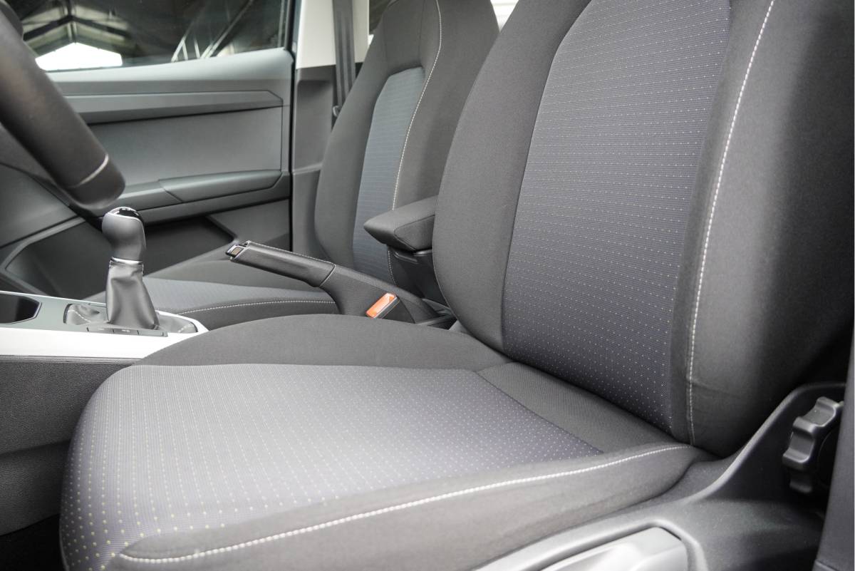 SEAT Arona SEAT Arona 1.0 TSI Style BJ2022 Lmv 16″ | Led | Pdc | App-Connect | Climate control | Cruise control | Getint glas
