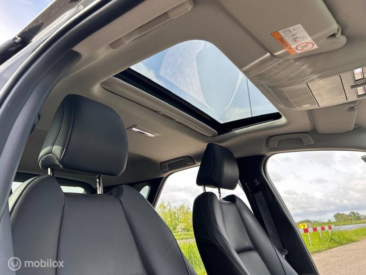 Mazda CX-30 Mazda CX-30 2.0 e-SkyActiv-X M Hybrid Luxury  Leer Navi
