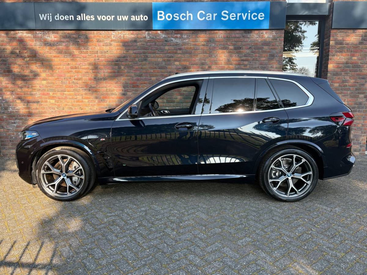 BMW X5 BMW X5 XDrive 50e M-sport|Sky Lounge|Harman Kardon|Driving assistant