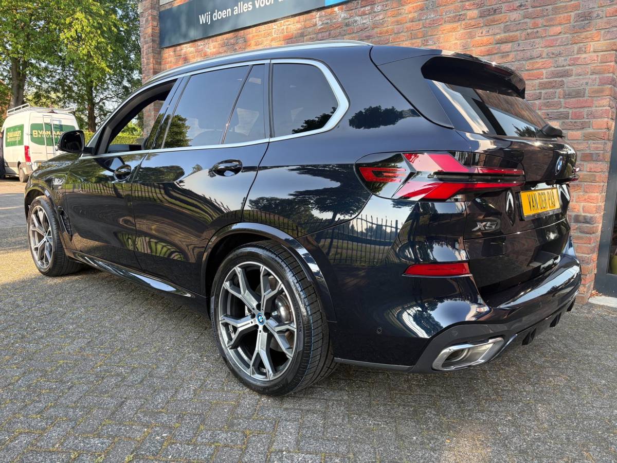 BMW X5 BMW X5 XDrive 50e M-sport|Sky Lounge|Harman Kardon|Driving assistant