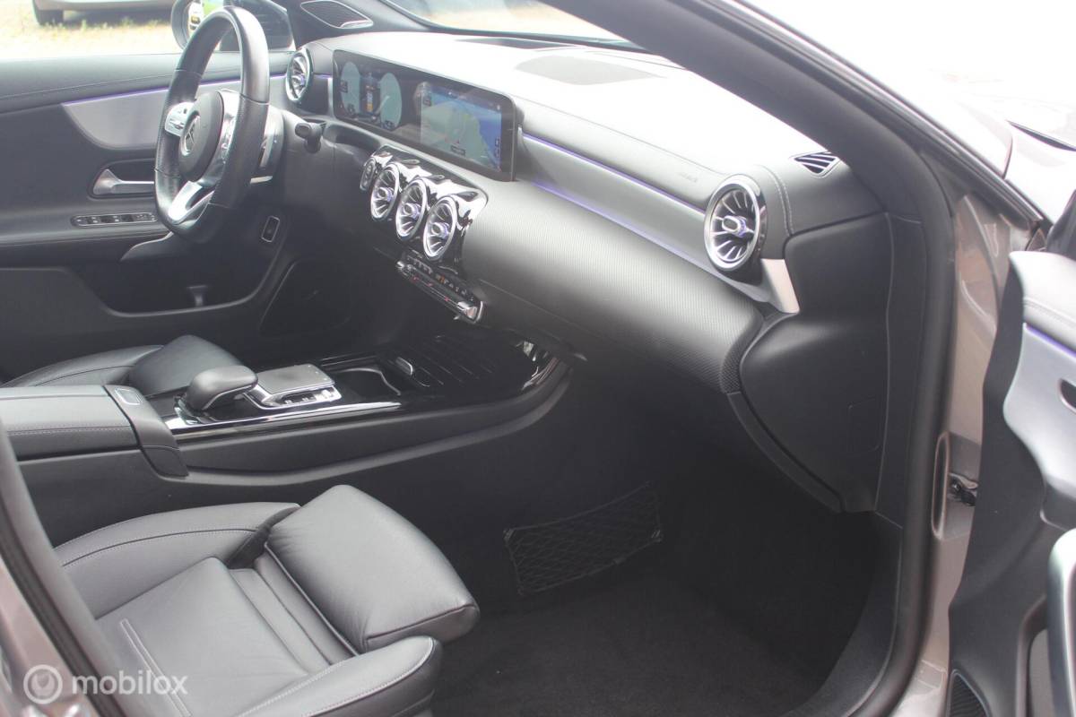 Mercedes-Benz CLA Mercedes CLA-klasse ShootingBrake 250 4MATIC AMG Full Options