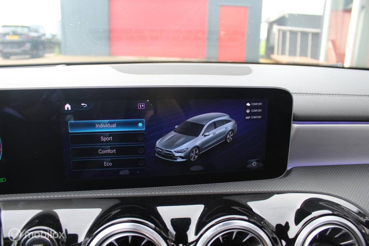 Mercedes-Benz CLA Mercedes CLA-klasse ShootingBrake 250 4MATIC AMG Full Options