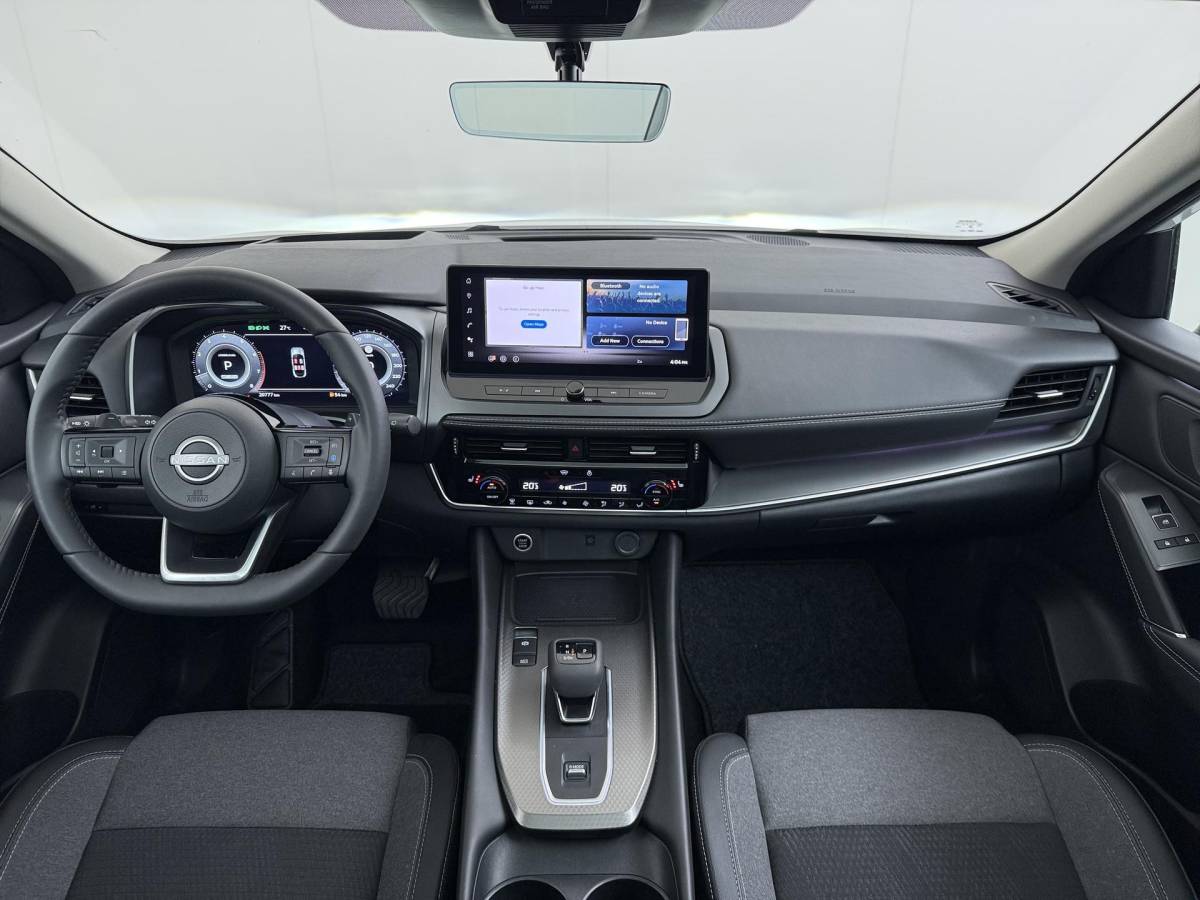 Nissan QASHQAI Nissan Qashqai 1.3 MHEV Xtronic N-Connecta ONDERHOUD GEHAD BIJ DE DEALER | DIRECT LEVERBAAR | FABRIEKSGARANTIE | PANORAMADAK | VOORRUITVERWARMING | STOEL- & STUURVERWARMING | 360° CAMERA | DODEHOEKDETECTIE | HEAD-UP DISPLAY | ELEKTRISCHE ACHTERKLEP