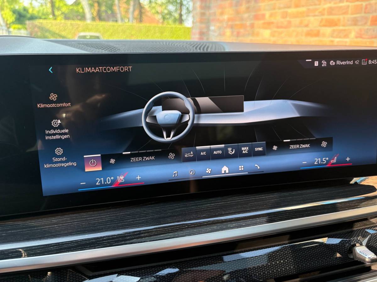 BMW X5 BMW X5 XDrive 50e M-sport|Sky Lounge|Harman Kardon|Driving assistant