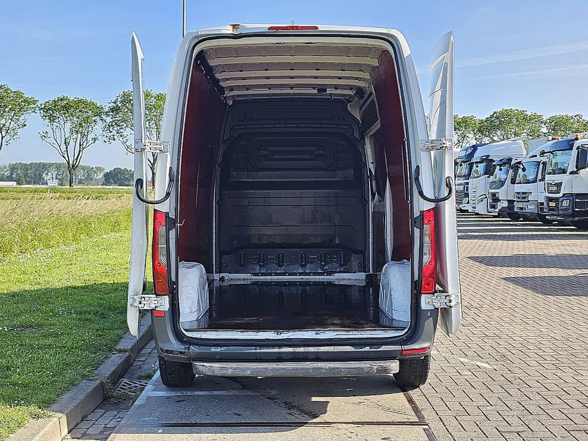 Mercedes-Benz Sprinter MERCEDES-BENZ SPRINTER 311 l2h2 automaat airco