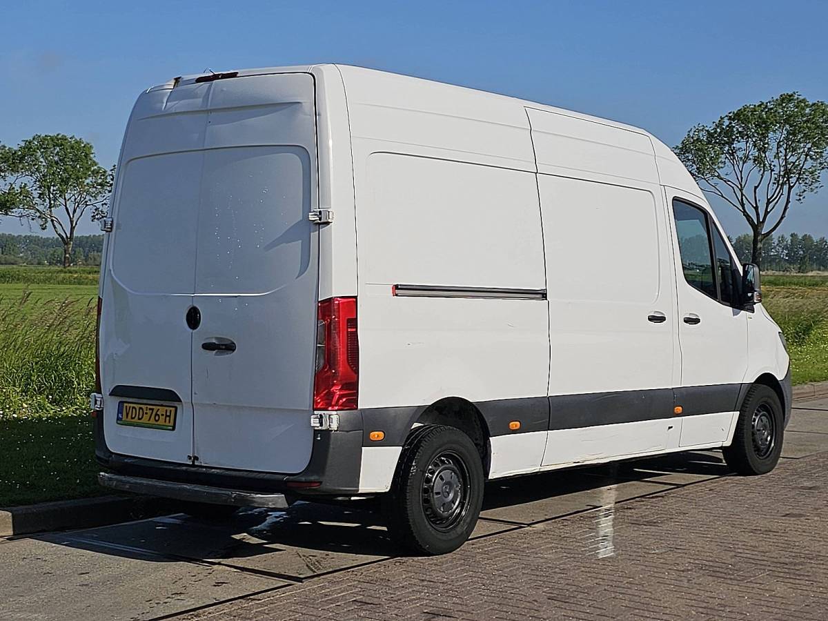 Mercedes-Benz Sprinter MERCEDES-BENZ SPRINTER 311 l2h2 automaat airco