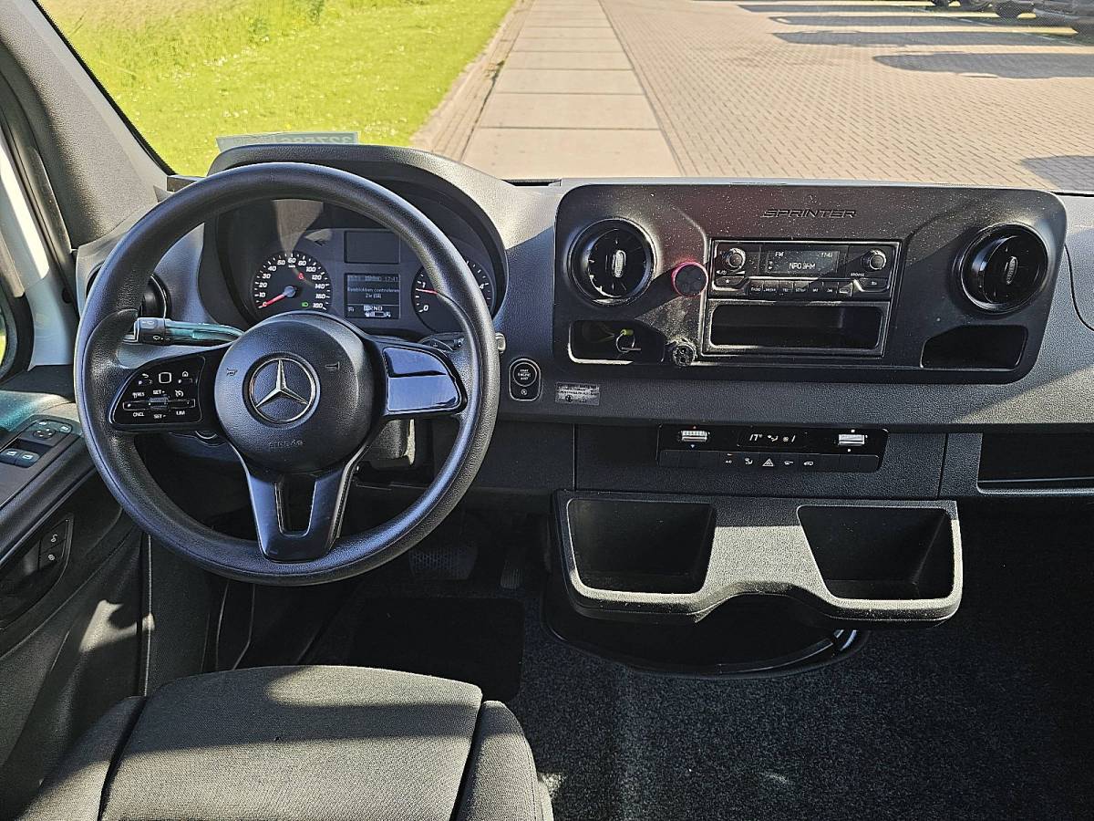 Mercedes-Benz Sprinter MERCEDES-BENZ SPRINTER 311 l2h2 automaat airco