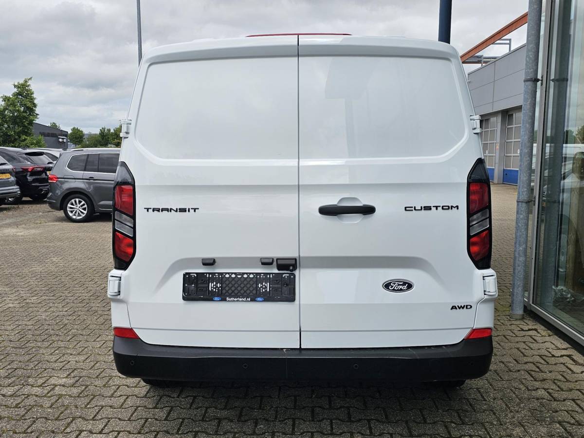 Ford Transit Custom Ford Transit Custom 320 2.0 TDCI L1H1 Trend 136pk | AWD | 4×4 | Adaptieve cruise control | Achteruitrijcamera | Navigatiesysteem |
