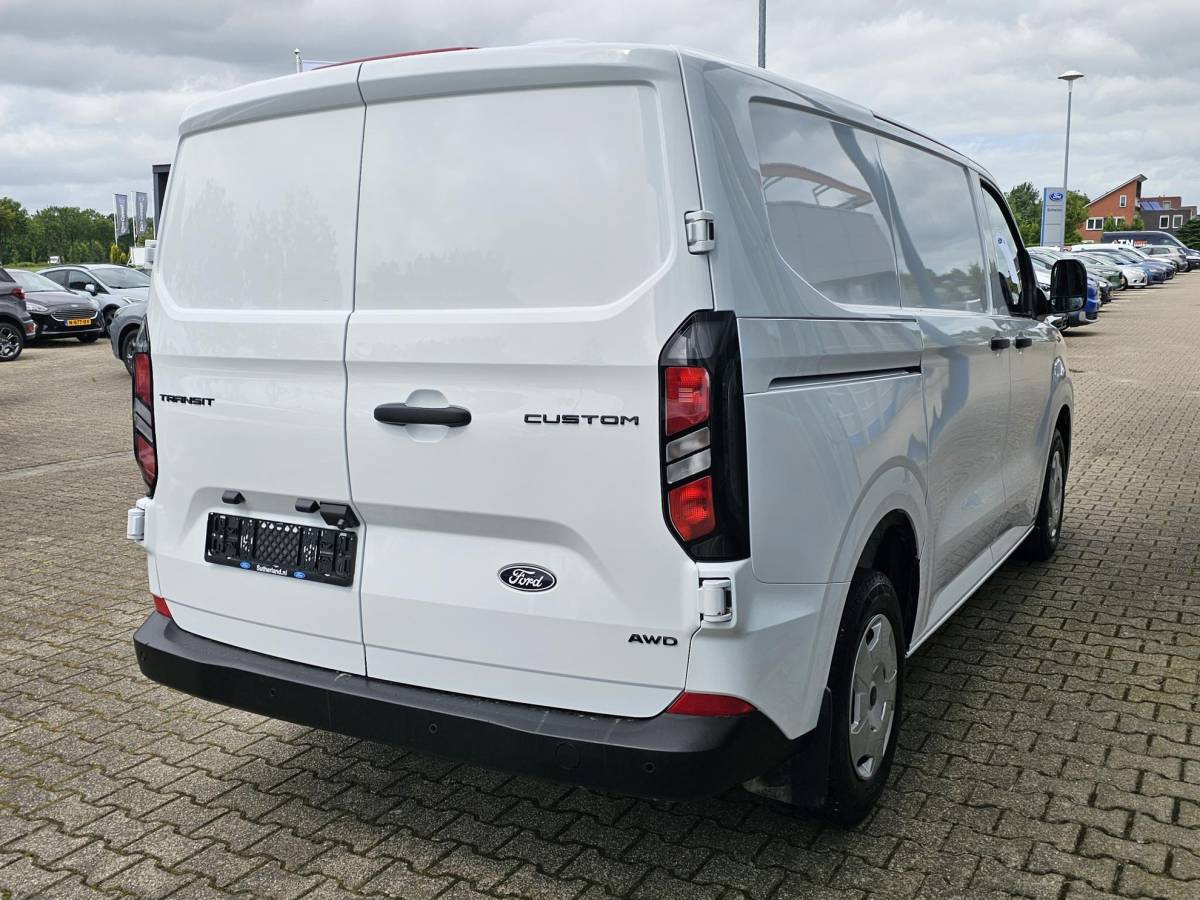 Ford Transit Custom Ford Transit Custom 320 2.0 TDCI L1H1 Trend 136pk | AWD | 4×4 | Adaptieve cruise control | Achteruitrijcamera | Navigatiesysteem |