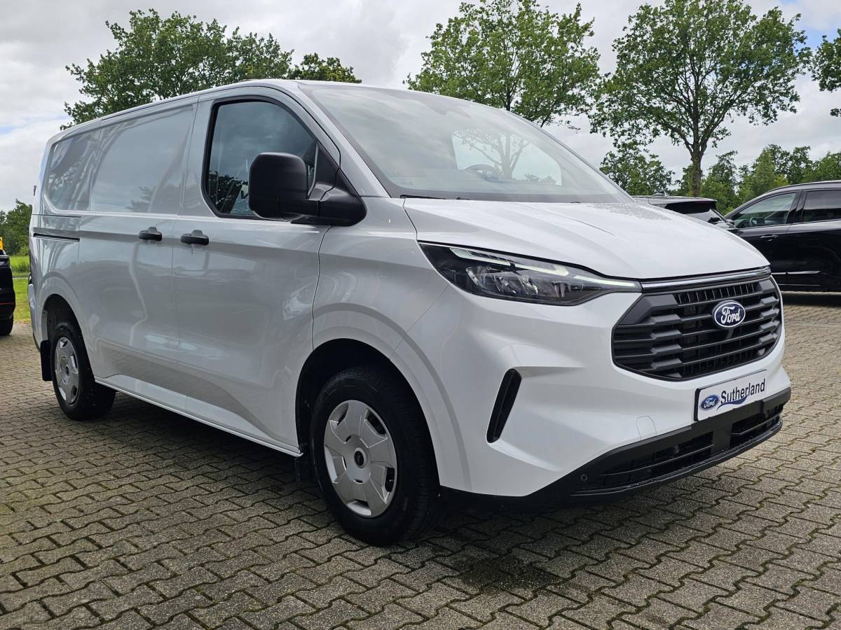 Ford Transit Custom Ford Transit Custom 320 2.0 TDCI L1H1 Trend 136pk | AWD | 4×4 | Adaptieve cruise control | Achteruitrijcamera | Navigatiesysteem |