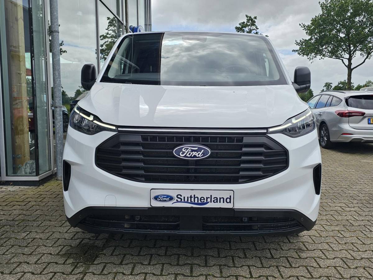 Ford Transit Custom Ford Transit Custom 320 2.0 TDCI L1H1 Trend 136pk | AWD | 4×4 | Adaptieve cruise control | Achteruitrijcamera | Navigatiesysteem |