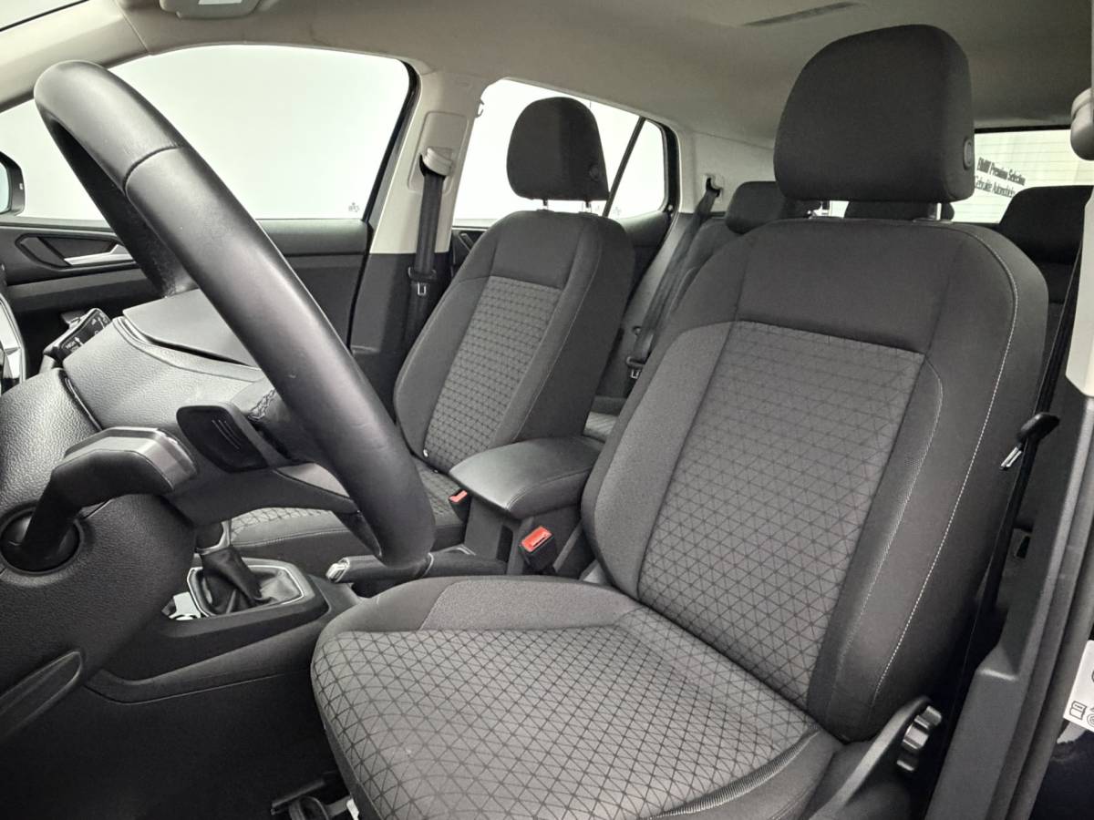 Volkswagen T-Cross Volkswagen T-Cross 1.0 TSI Life | 26000KM | Automaat | Camera | Parkeersensoren | Carplay&Android