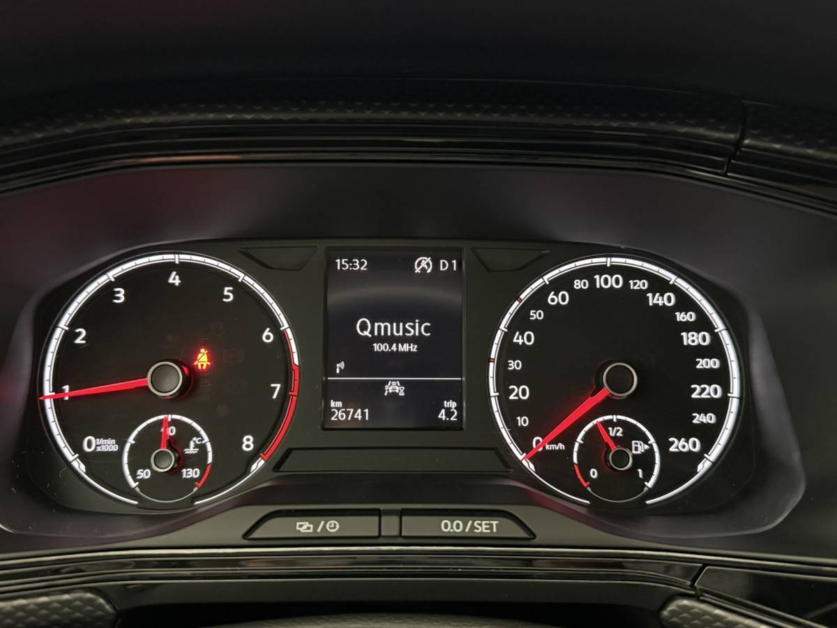 Volkswagen T-Cross Volkswagen T-Cross 1.0 TSI Life | 26000KM | Automaat | Camera | Parkeersensoren | Carplay&Android