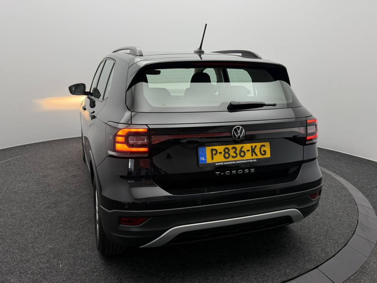 Volkswagen T-Cross Volkswagen T-Cross 1.0 TSI Life | 26000KM | Automaat | Camera | Parkeersensoren | Carplay&Android