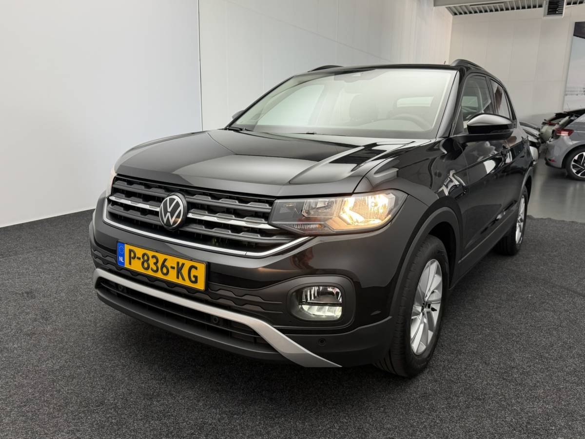 Volkswagen T-Cross Volkswagen T-Cross 1.0 TSI Life | 26000KM | Automaat | Camera | Parkeersensoren | Carplay&Android