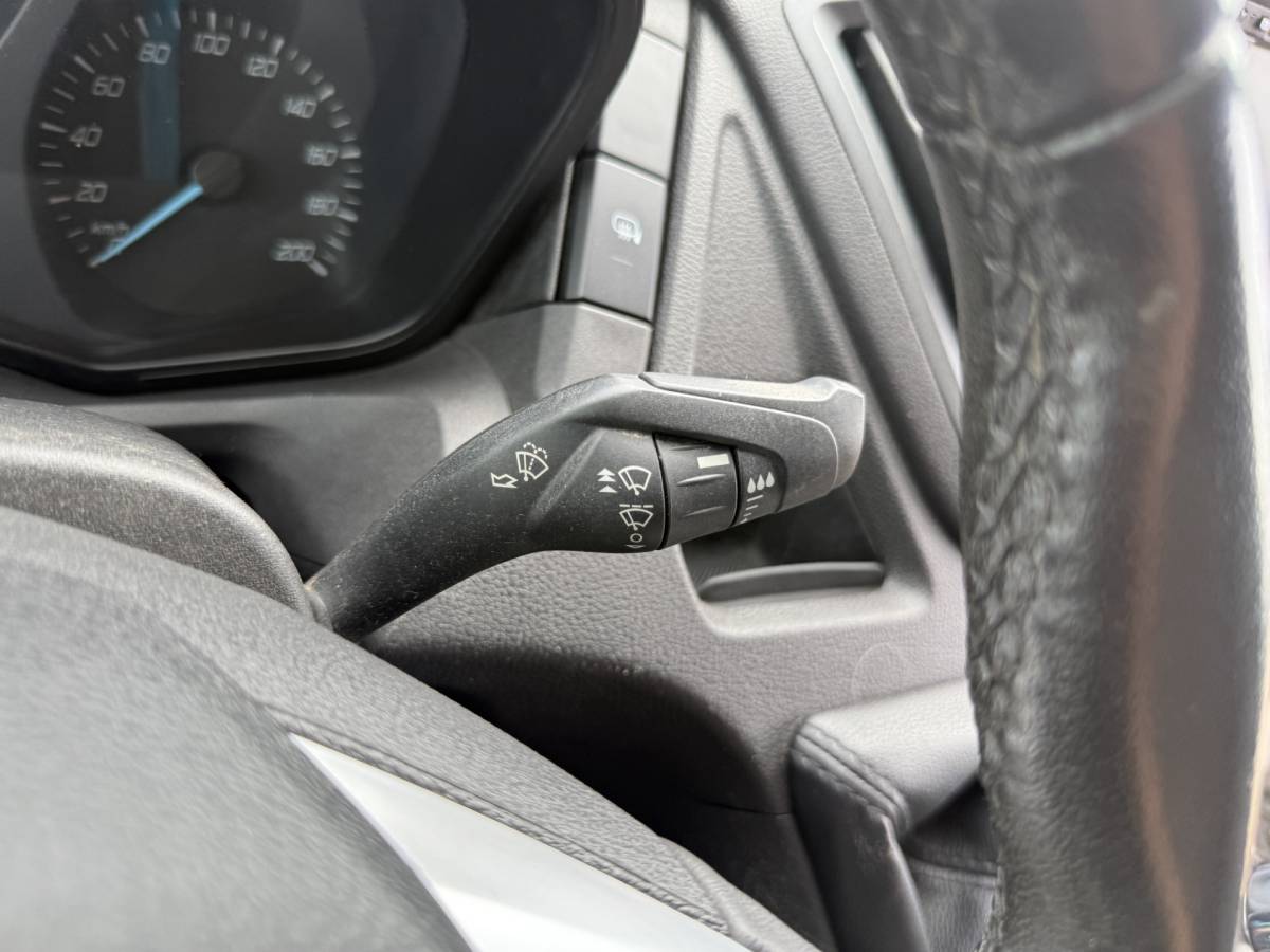 Ford Transit Ford Transit 2.0 TDCI 130PK L2H2 Airco Cruise Control Parkeersensoren Stoelverwarming Zwaailampen Kastwand Inbouw