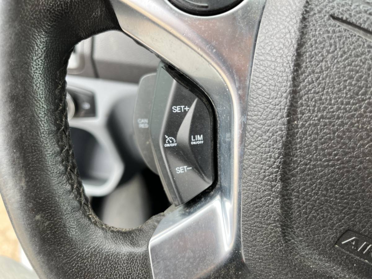 Ford Transit Ford Transit 2.0 TDCI 130PK L2H2 Airco Cruise Control Parkeersensoren Stoelverwarming Zwaailampen Kastwand Inbouw