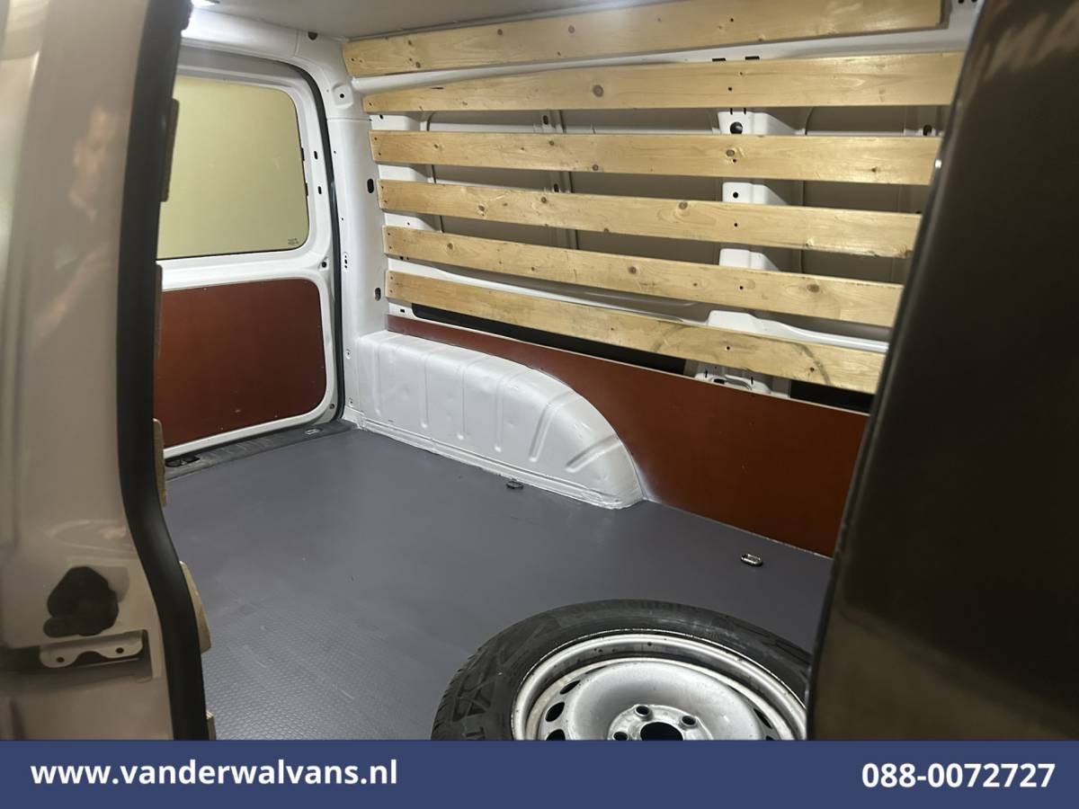 Volkswagen Caddy Volkswagen Caddy 2.0 TDI L2H1 Maxi Euro6 Airco | Cruisecontrol | 1400kg Trekhaak Zijdeur
