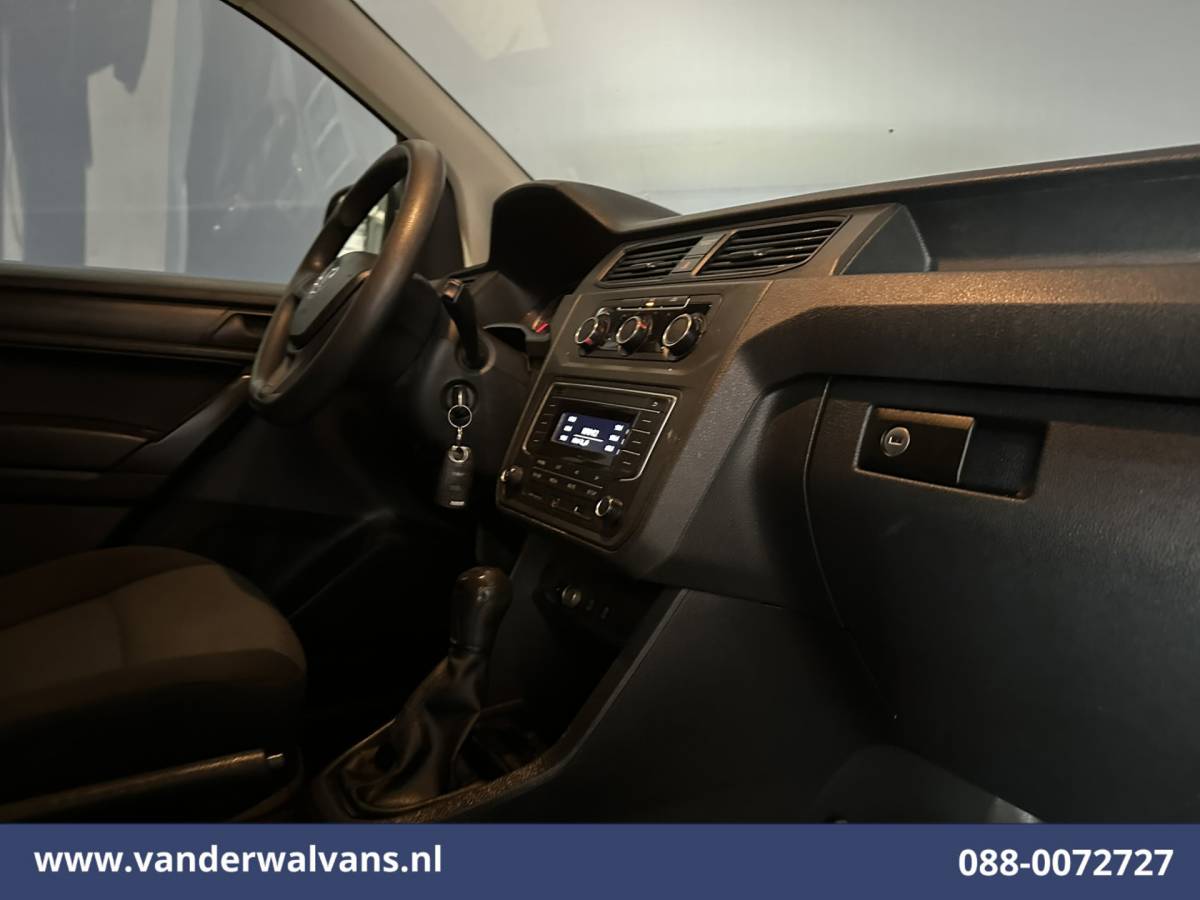 Volkswagen Caddy Volkswagen Caddy 2.0 TDI L2H1 Maxi Euro6 Airco | Cruisecontrol | 1400kg Trekhaak Zijdeur