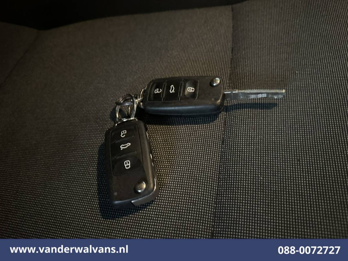 Volkswagen Caddy Volkswagen Caddy 2.0 TDI L2H1 Maxi Euro6 Airco | Cruisecontrol | 1400kg Trekhaak Zijdeur