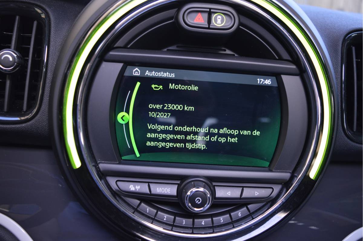 MINI Countryman MINI Mini Countryman 1.5 Cooper S PHEV ALL4 Chili  / Panoramadak / Apple,android / Sportinterieur / Led verlichting / Enz.