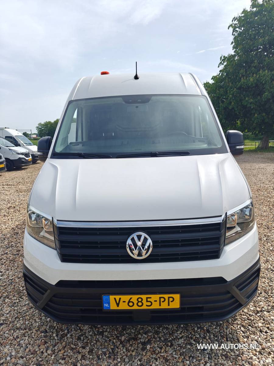 Volkswagen Crafter Volkswagen Crafter 35 2.0 TDI L3H3 EL Highline , Apk 8-2027 , Euro 6 , 1e Eig. 3000 KG trekkracht , Lage km , cruise , camera.