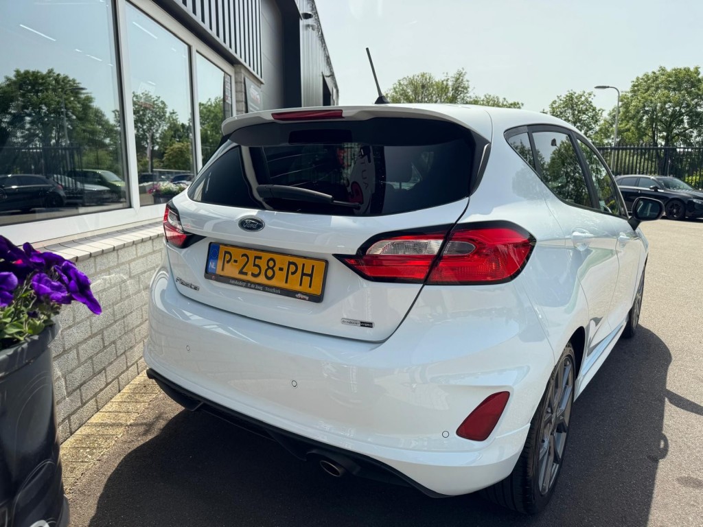 Ford Fiesta Ford Fiesta 1.0 Ecoboost Hybrid ST-line Origineel NL! Winterpakket Carplay Led Cruise Laneassist