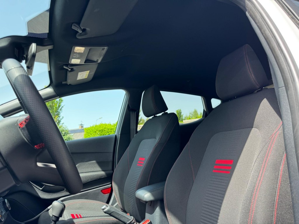 Ford Fiesta Ford Fiesta 1.0 Ecoboost Hybrid ST-line Origineel NL! Winterpakket Carplay Led Cruise Laneassist