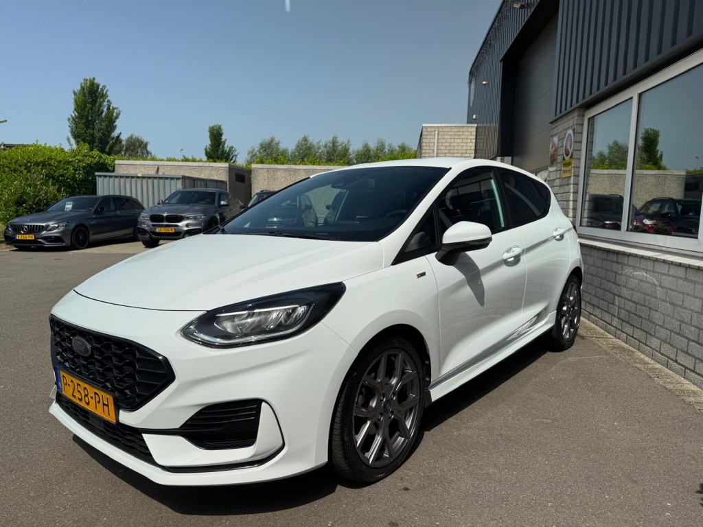 Ford Fiesta Ford Fiesta 1.0 Ecoboost Hybrid ST-line Origineel NL! Winterpakket Carplay Led Cruise Laneassist