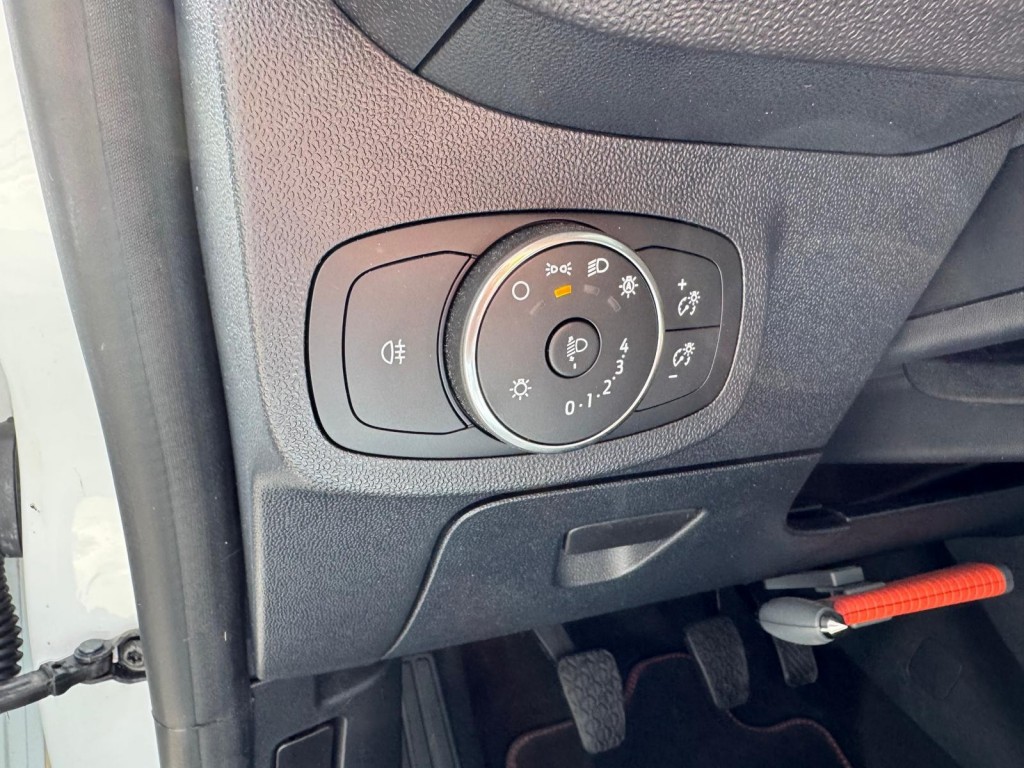 Ford Fiesta Ford Fiesta 1.0 Ecoboost Hybrid ST-line Origineel NL! Winterpakket Carplay Led Cruise Laneassist