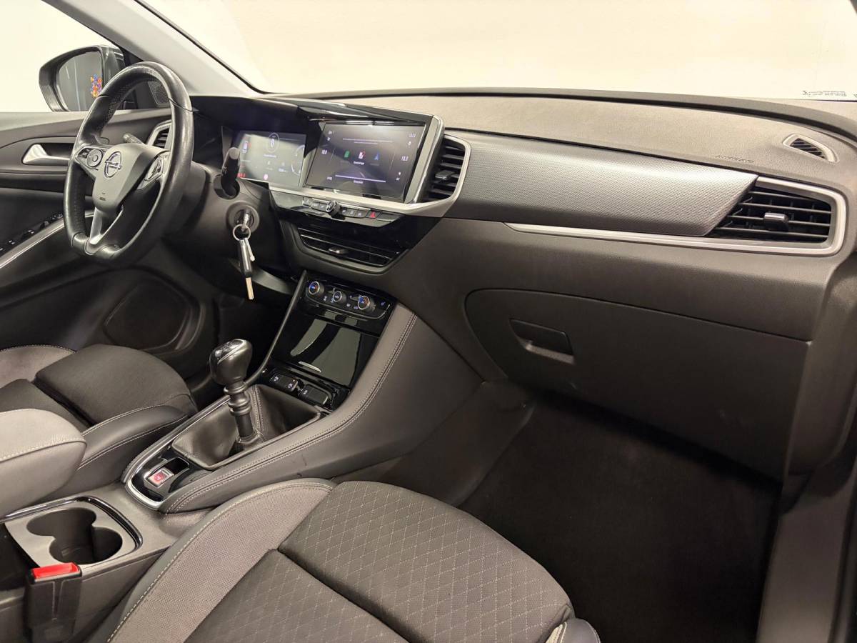 Opel Grandland Opel Grandland 1.2 Turbo Business Elegance*Nw Model*NAP*Camera*Cruise-Control*PDC*Carplay**