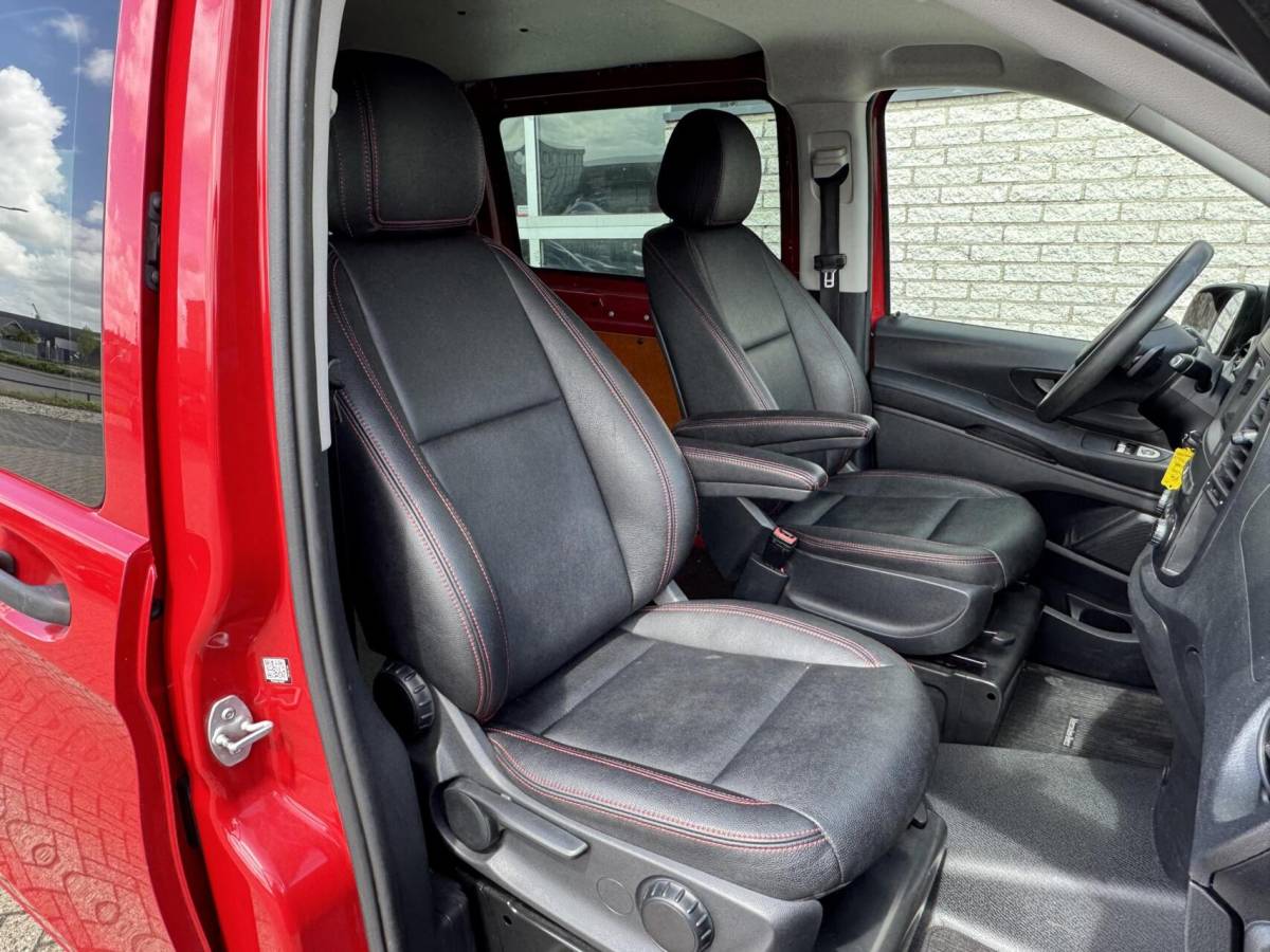 Mercedes-Benz Vito Mercedes Vito MARGE 119 CDI Trekhaak/Leer/Camera/LED/Carplay/PDC/Cruise/Clima