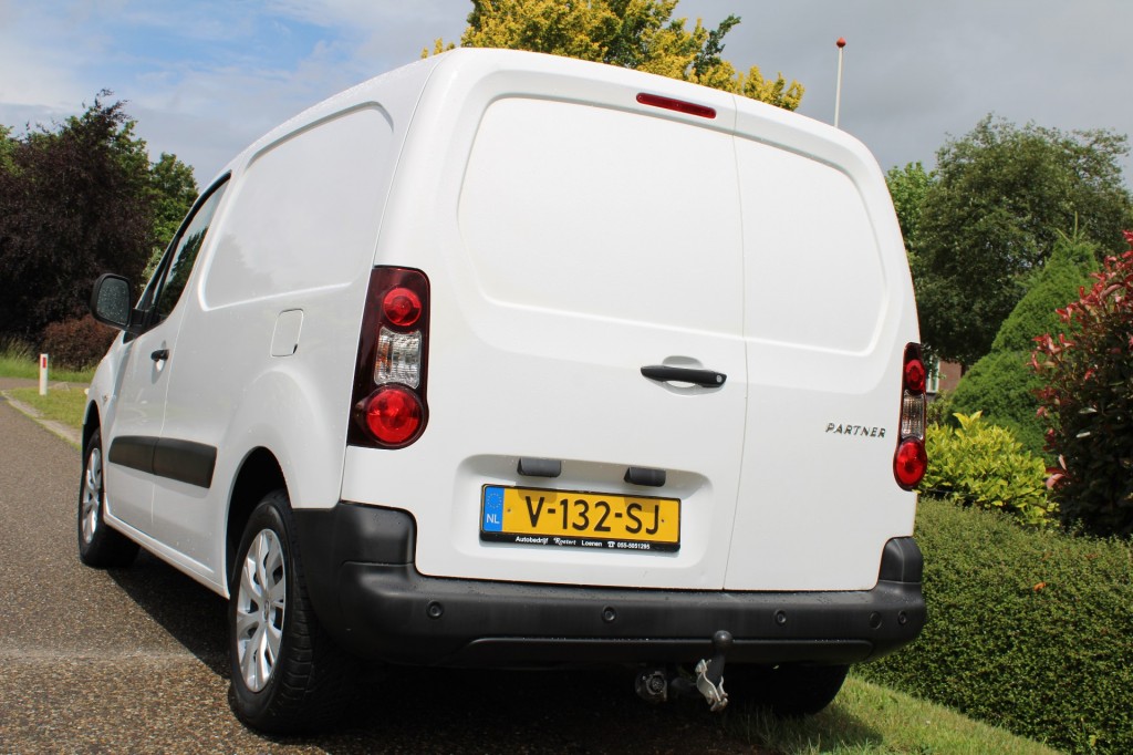 Peugeot Partner Peugeot Partner 122 1.6HDI 99pk Premium Bestel L1 airco/cruise/navi/trekhaak