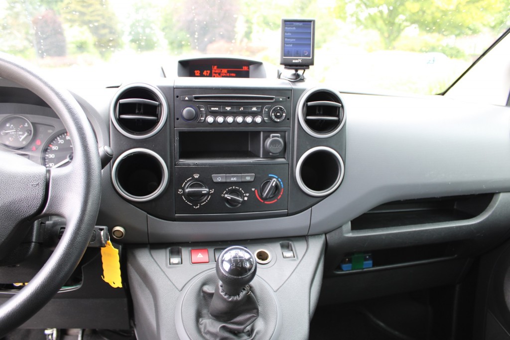 Peugeot Partner Peugeot Partner 122 1.6HDI 99pk Premium Bestel L1 airco/cruise/navi/trekhaak