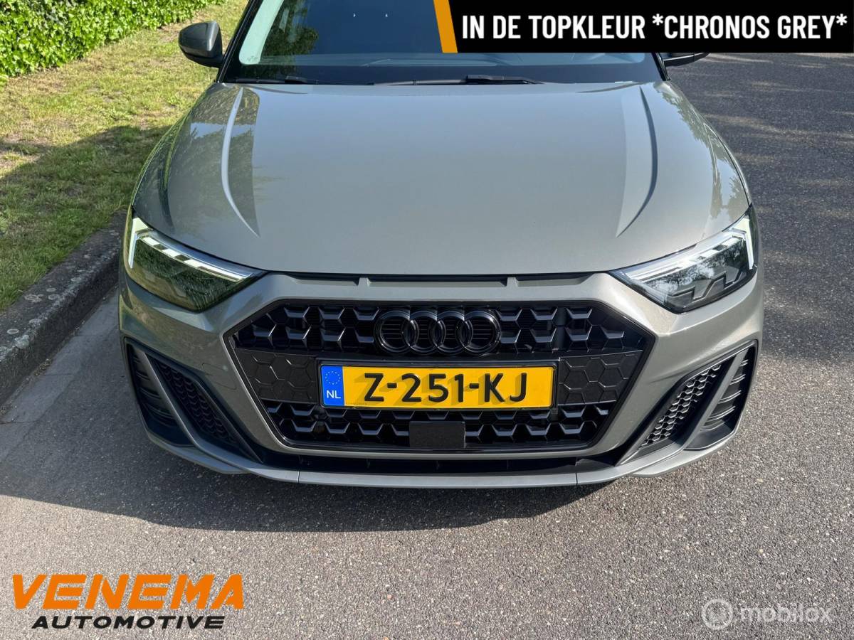 Audi A1 Sportback Audi A1 Sportback TFSI S-Line, 5drs, 18″ Y-Design Mat Bronze