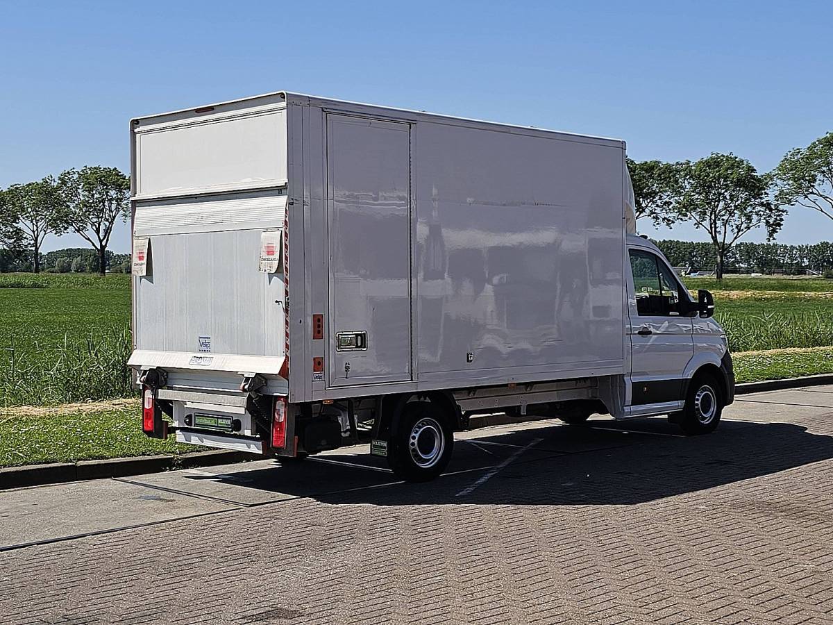 Volkswagen Crafter VOLKSWAGEN CRAFTER 35 2.0 bakwagen laadklep!